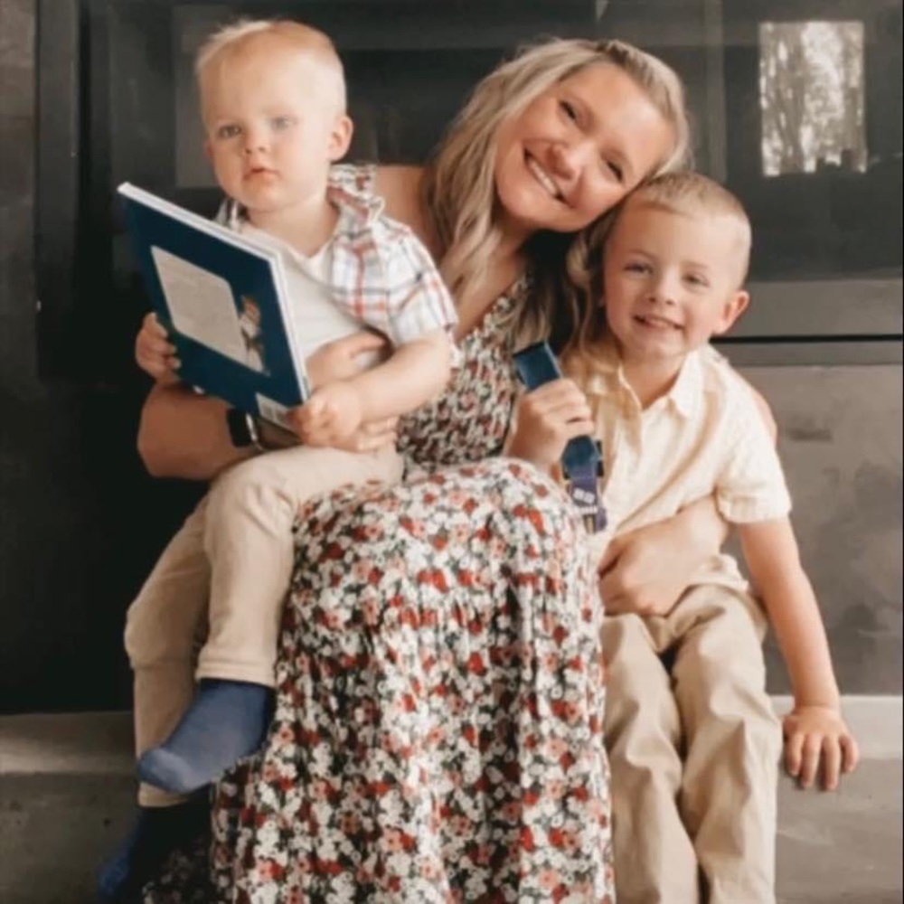 Meet your Posher, Kelli tyler